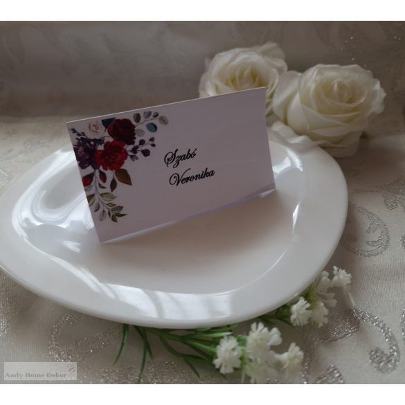 Esküvői ültetőkártya, piros virágos